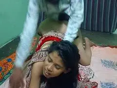 18 Jahre Ehefrau Inderin stattdessen Gemahl eine richtige Dorfmatratze