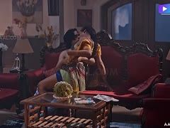 Dralle Inderin betäubt ihren Anbeter