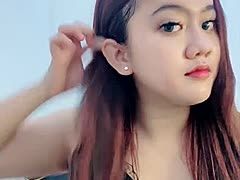 Molliges Asiagirl zeigt gegenseitig vorher dieser Webcam