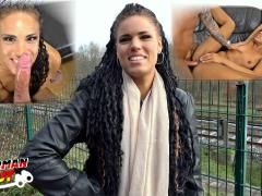 Schwarzhaariges Lockengirl Christy Ley bei dem deutschen Casting gebumst